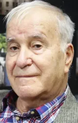 Виталий Аксенов